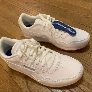 Reebok classics NWT Sz 7.5